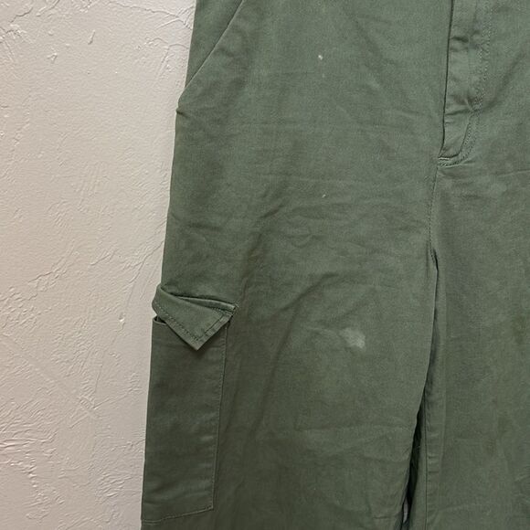 107. BDG Urban outfitters high waisted green cargo pants size medium - Picture 2 of 4